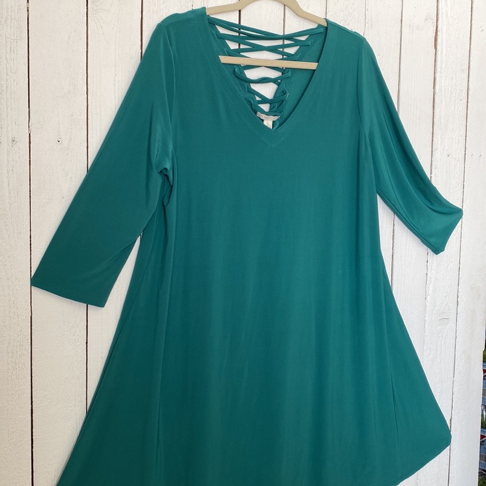Cato Dress - Picture 3 of 7